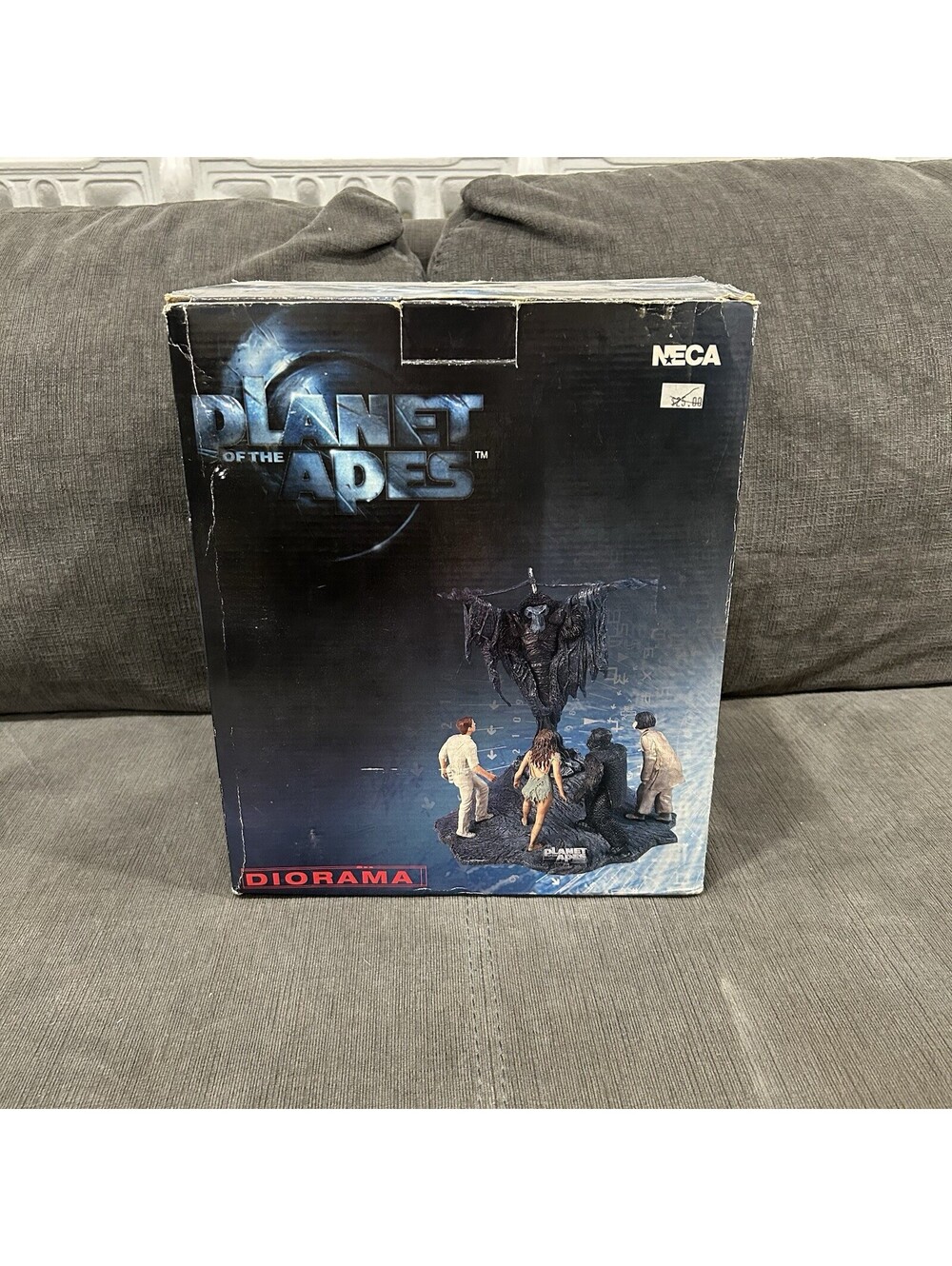 SEALED FIGS Planet Of The Apes Diorama Statue - NECA 2001 - Vintage